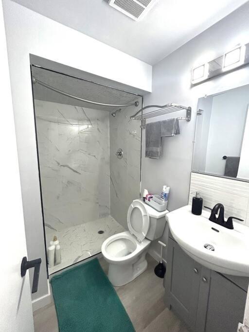 Highland Park Cozy Daire YYC Dış mekan fotoğraf